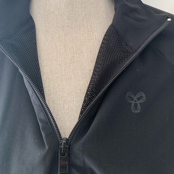 TNA Track Jacket - Picture 4 of 4